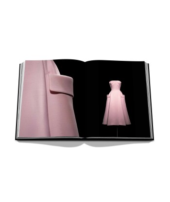 Livre Dior by Raf Simons Véritable concentré